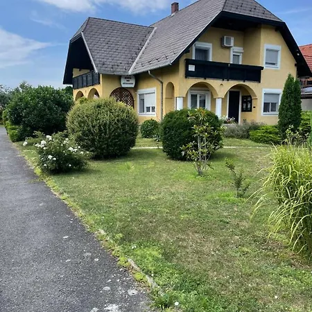 Leitner Ház *